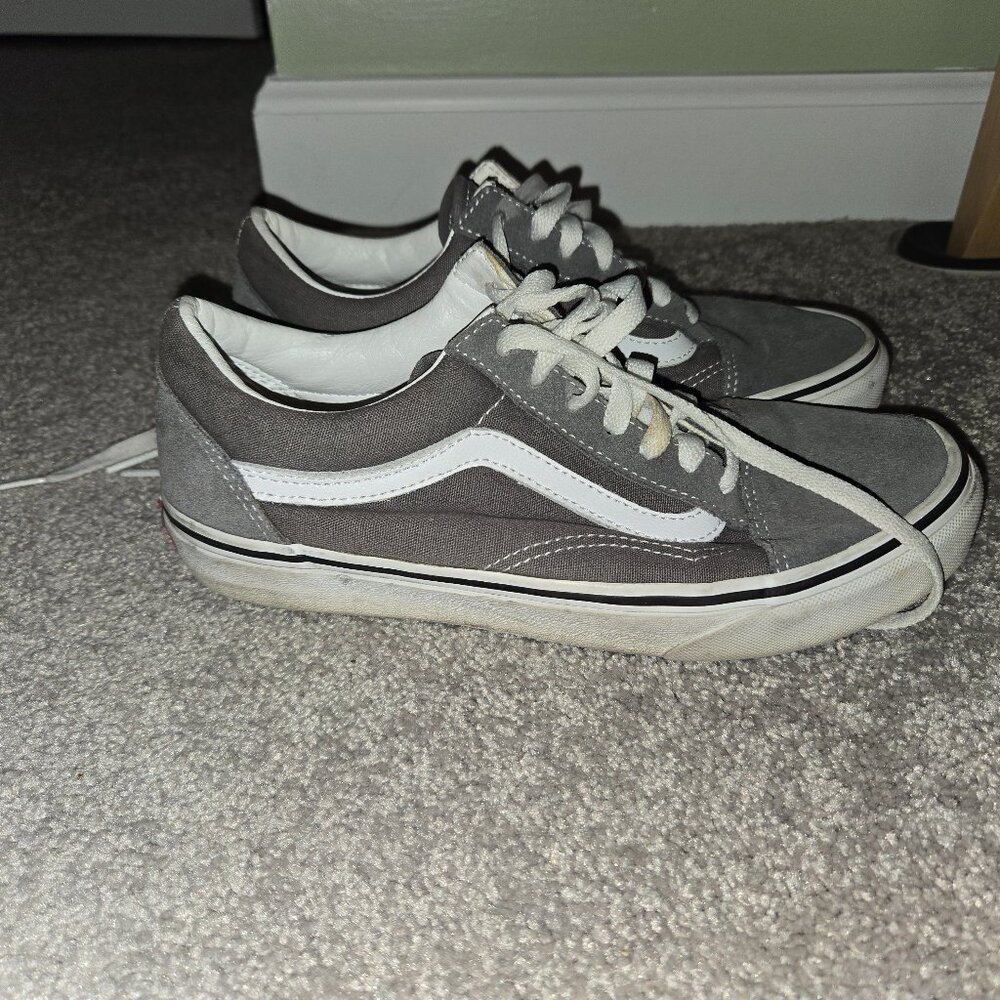 Vans UA Old Skool Pewter/True White
